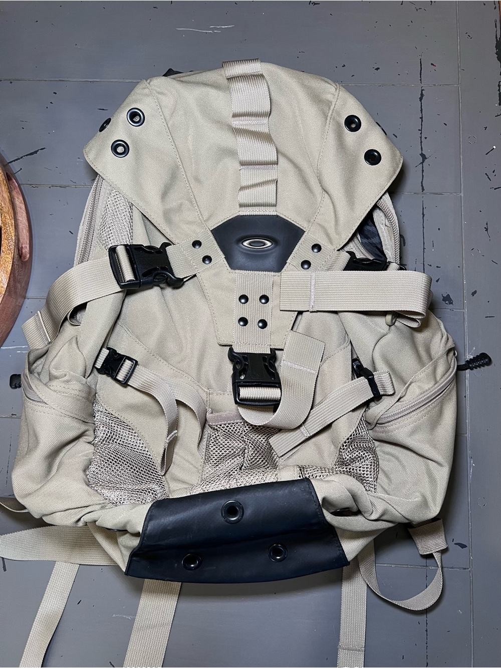Vintage Oakley Skull Icon Backpack Tan Beige Tactical Hiking 2.0